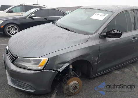 2012 Volkswagen Jetta 2.0L S z USA, uszkodzony, nr VIN 3VW2K7AJ5CM408852